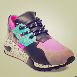 Meet your Posher, Beatrice